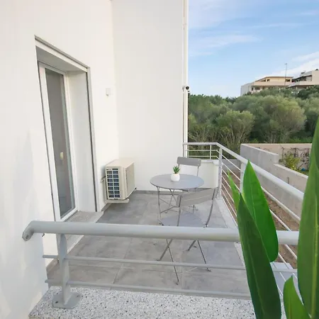 Artemisia 4* オルビア